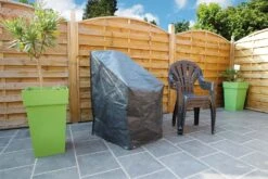 Nature Beschermhoes Gestapelde Stoelen Grijs H110x68x68 Cm