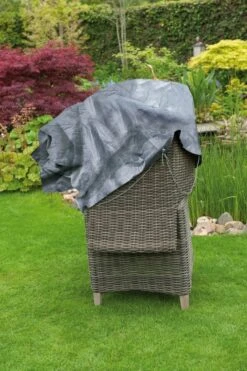 Nature Beschermhoes Gestapelde Stoelen Grijs H140x75x70cm